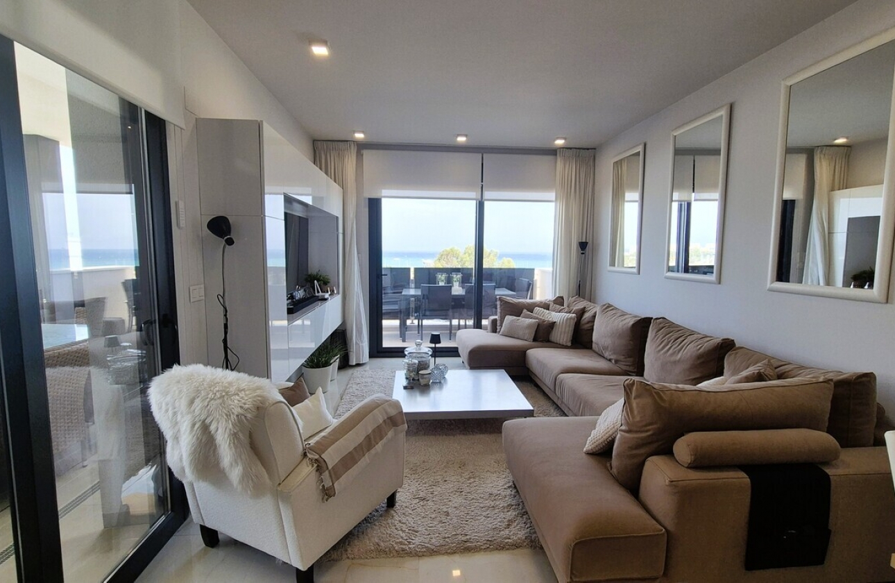Resale - Apartment - Orihuela Costa - Costa Blanca