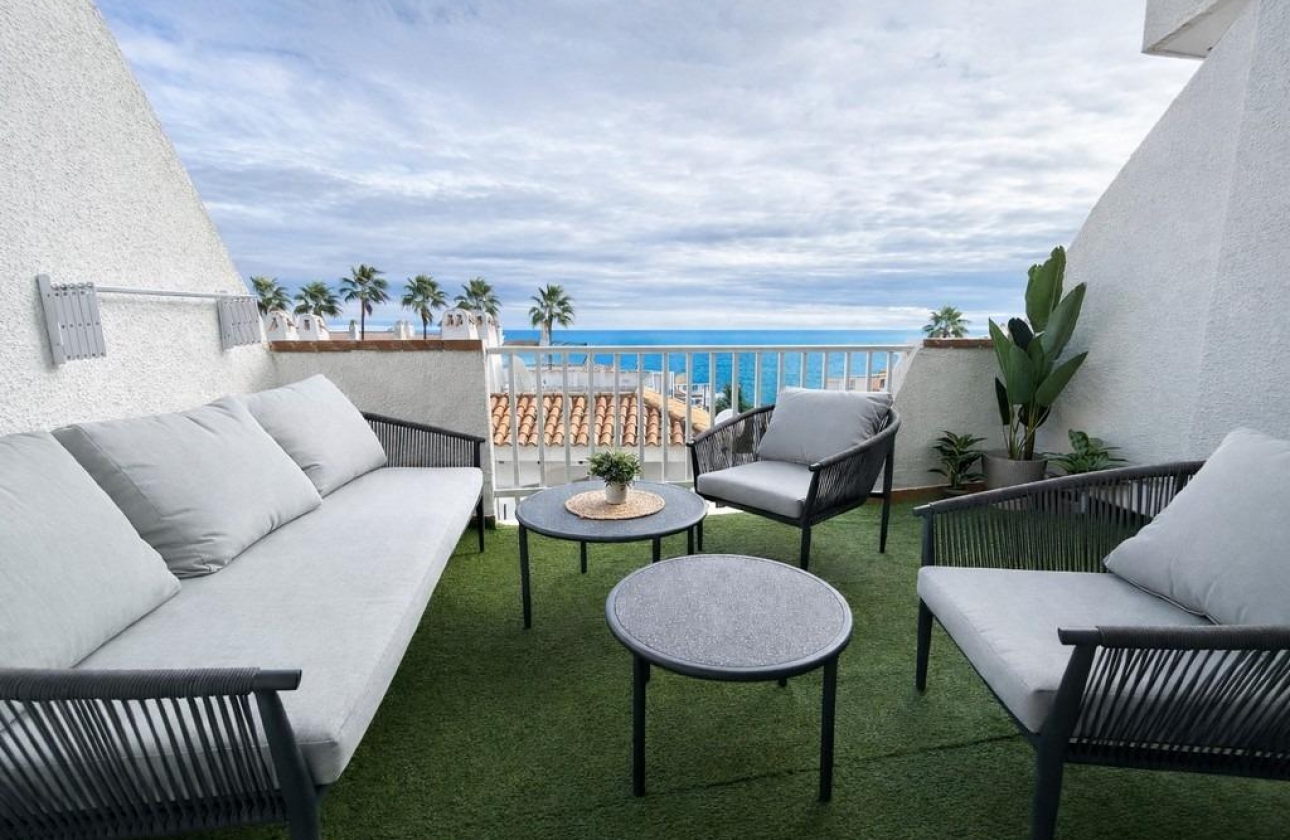 Resale - Townhouse - Orihuela Costa - Campoamor