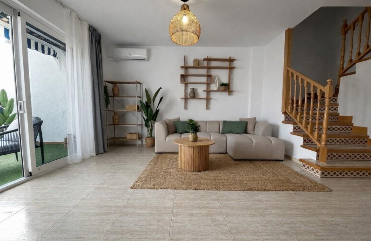 Resale - Townhouse - Orihuela Costa - Campoamor