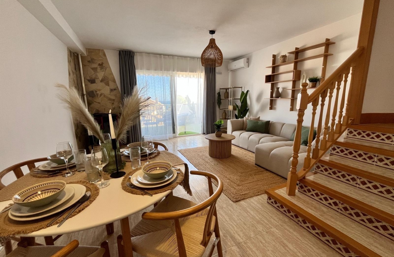 Resale - Townhouse - Orihuela Costa - Campoamor