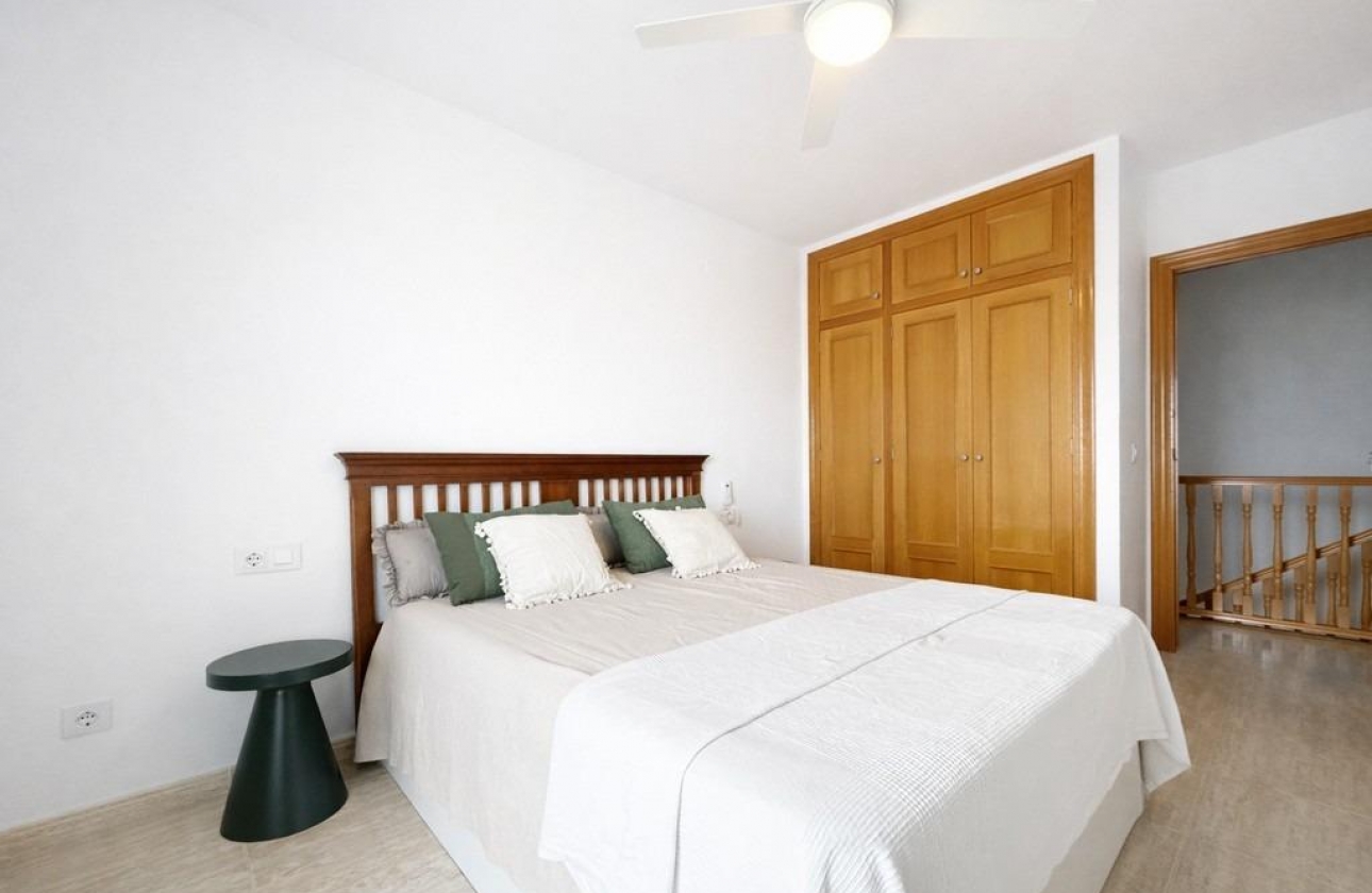 Resale - Townhouse - Orihuela Costa - Campoamor