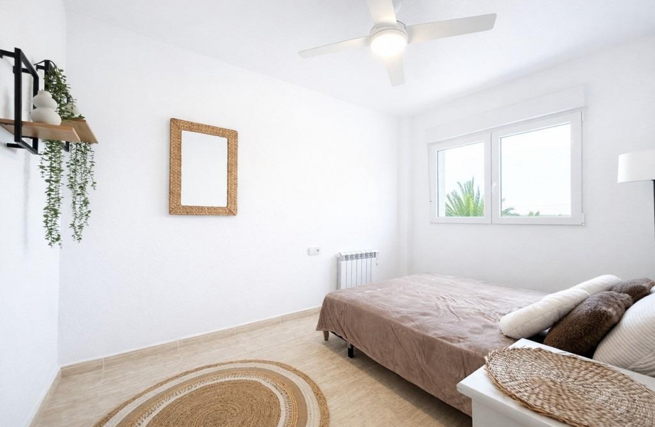 Resale - Townhouse - Orihuela Costa - Campoamor