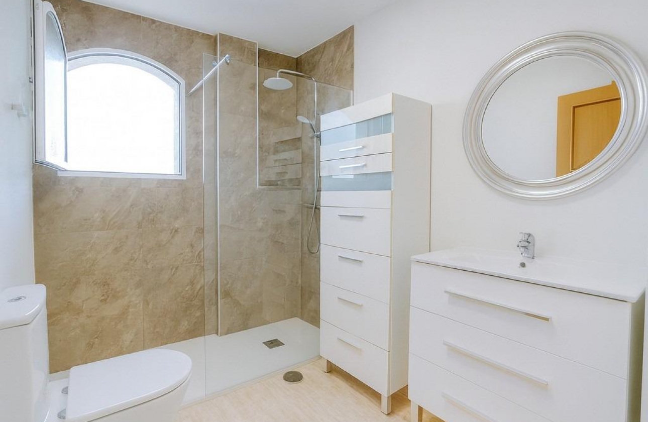 Resale - Townhouse - Orihuela Costa - Campoamor