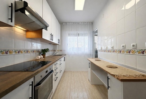 Resale - Townhouse - Orihuela Costa - Campoamor