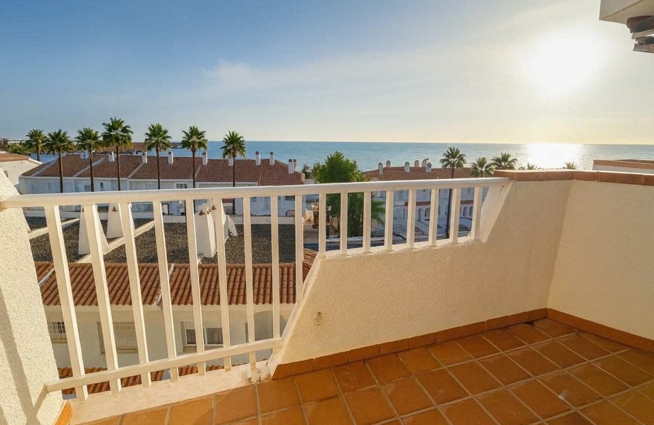 Resale - Townhouse - Orihuela Costa - Campoamor