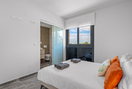 Resale - Apartment - Orihuela Costa - Los Altos
