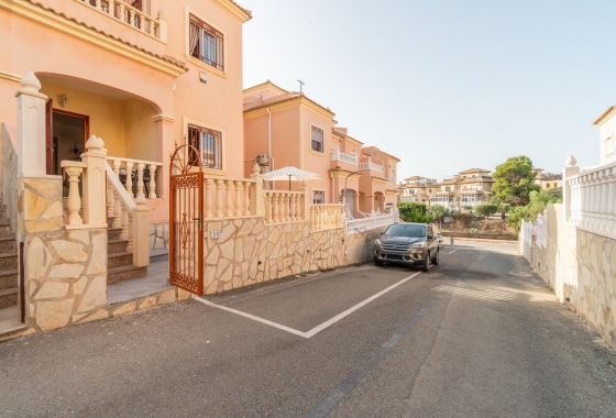 Rynek wtórny - Szeregowiec - Orihuela Costa - Playa Flamenca