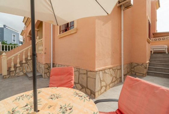 Rynek wtórny - Szeregowiec - Orihuela Costa - Playa Flamenca