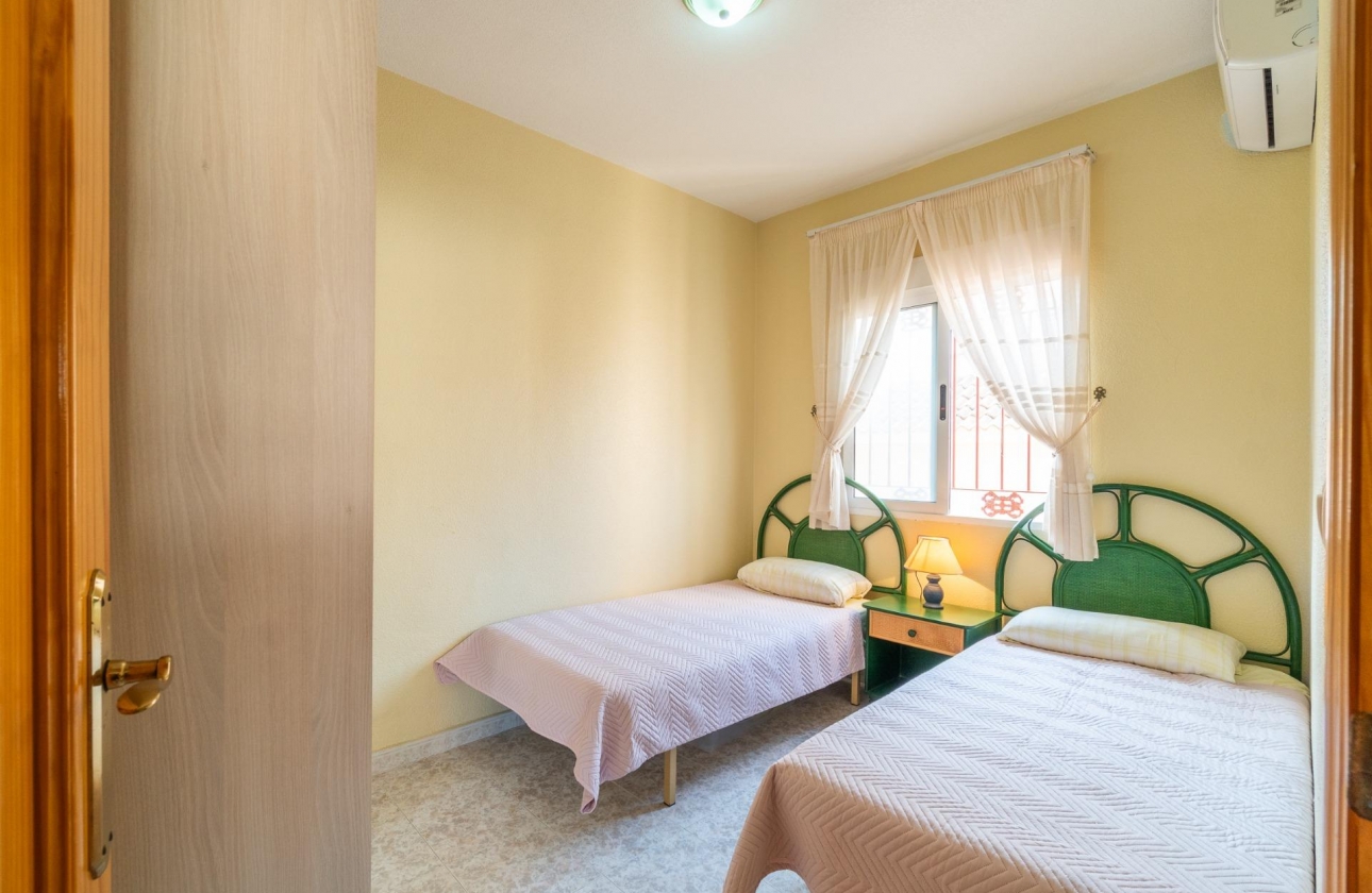 Rynek wtórny - Szeregowiec - Orihuela Costa - Playa Flamenca
