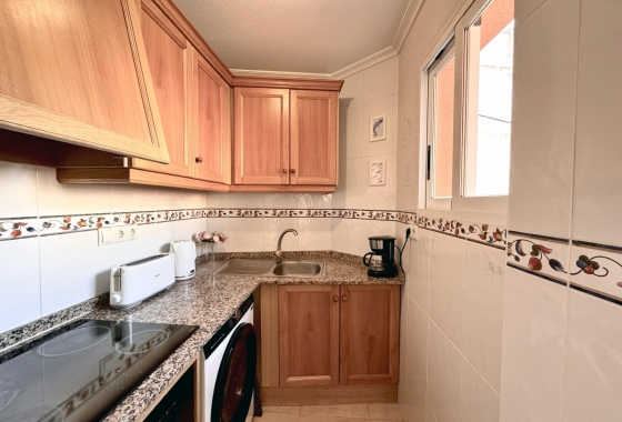 Wynajem długoterminowy - Apartament - Torrevieja - Playa de los Locos