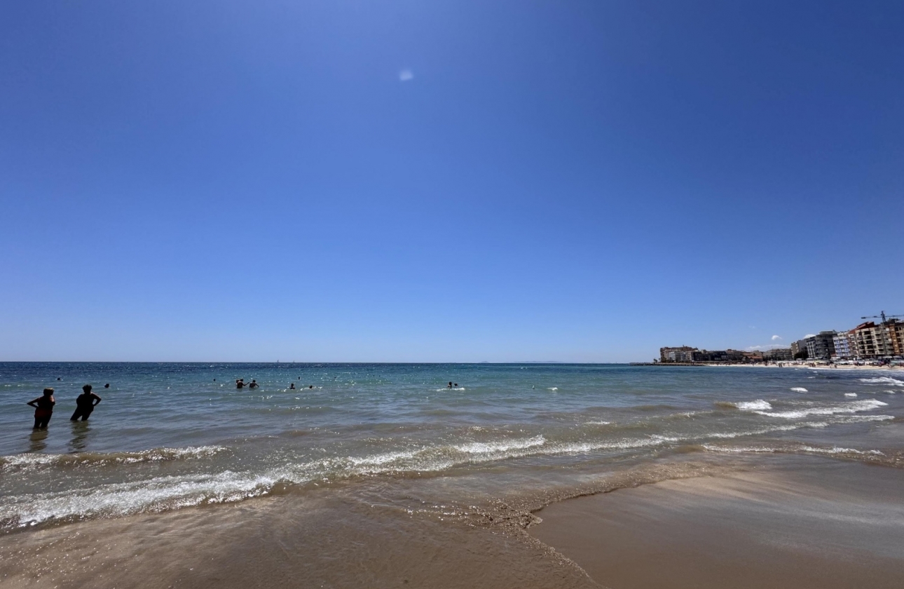 Wynajem długoterminowy - Apartament - Torrevieja - Playa de los Locos