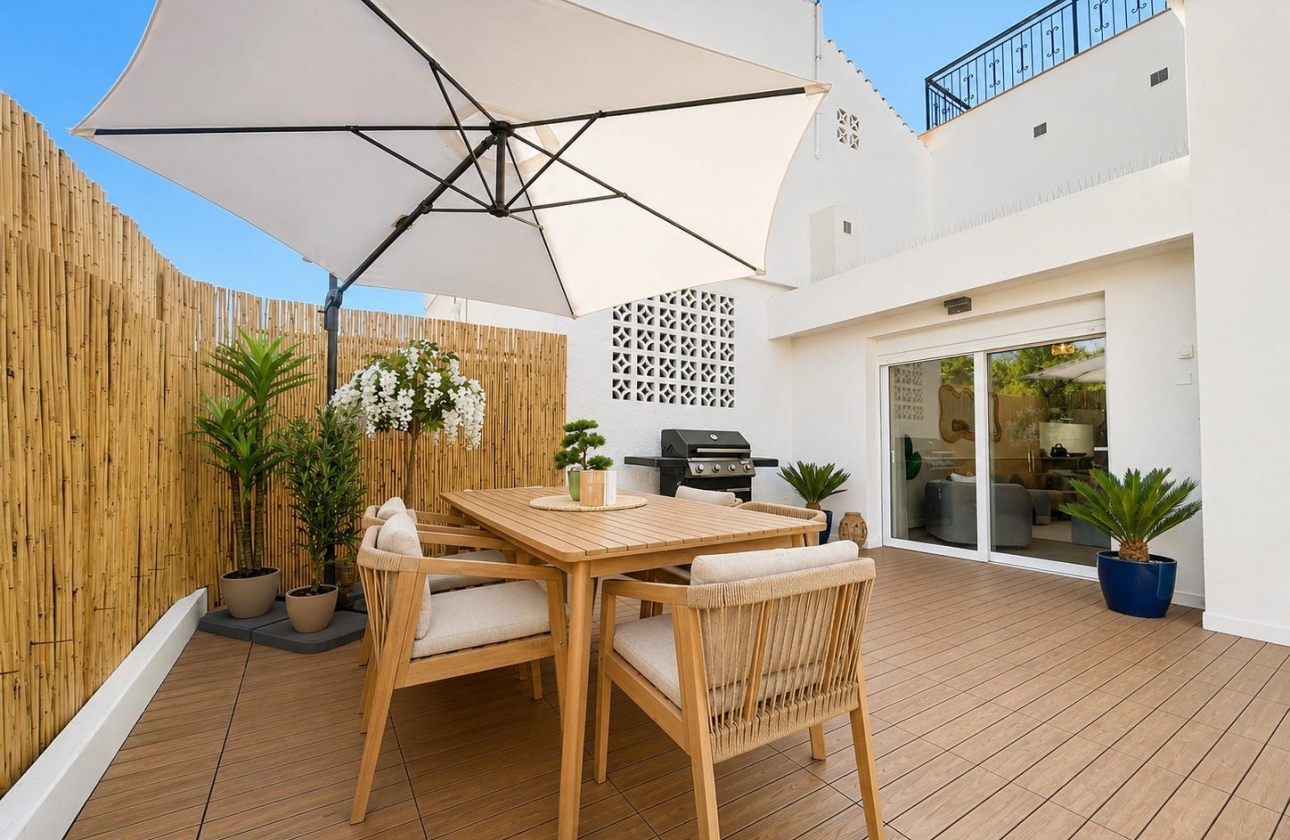 Resale - Semi-detached - Orihuela Costa - Punta Prima