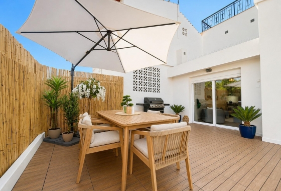 Resale - Semi-detached - Orihuela Costa - Punta Prima