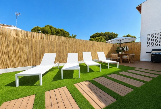 Resale - Semi-detached - Orihuela Costa - Punta Prima