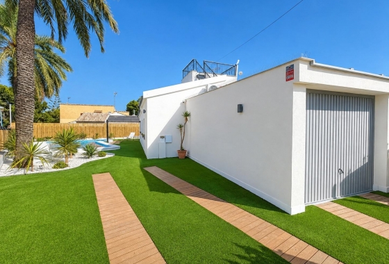 Resale - Semi-detached - Orihuela Costa - Punta Prima