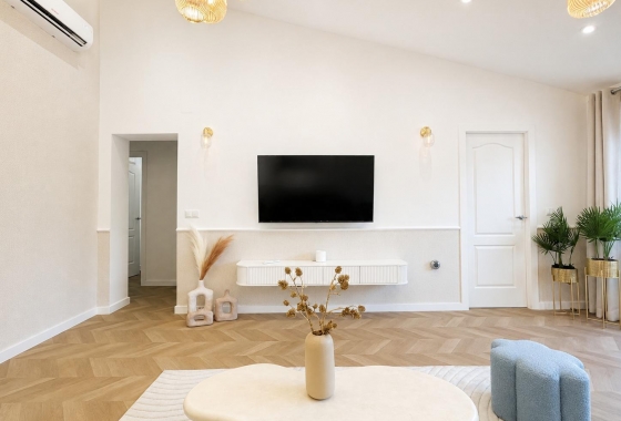 Resale - Semi-detached - Orihuela Costa - Punta Prima