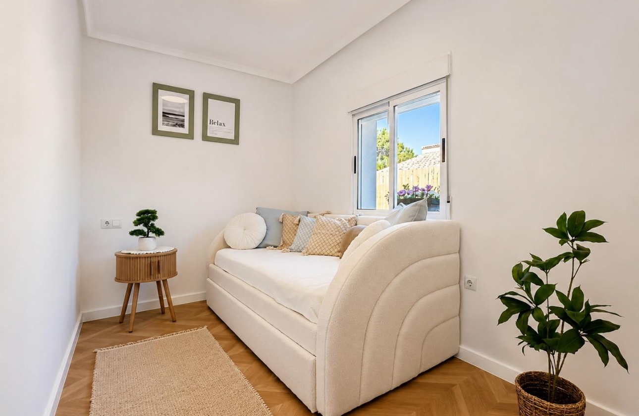 Resale - Semi-detached - Orihuela Costa - Punta Prima