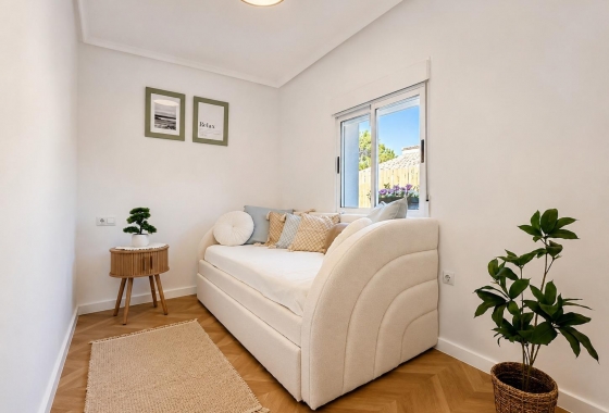 Resale - Semi-detached - Orihuela Costa - Punta Prima
