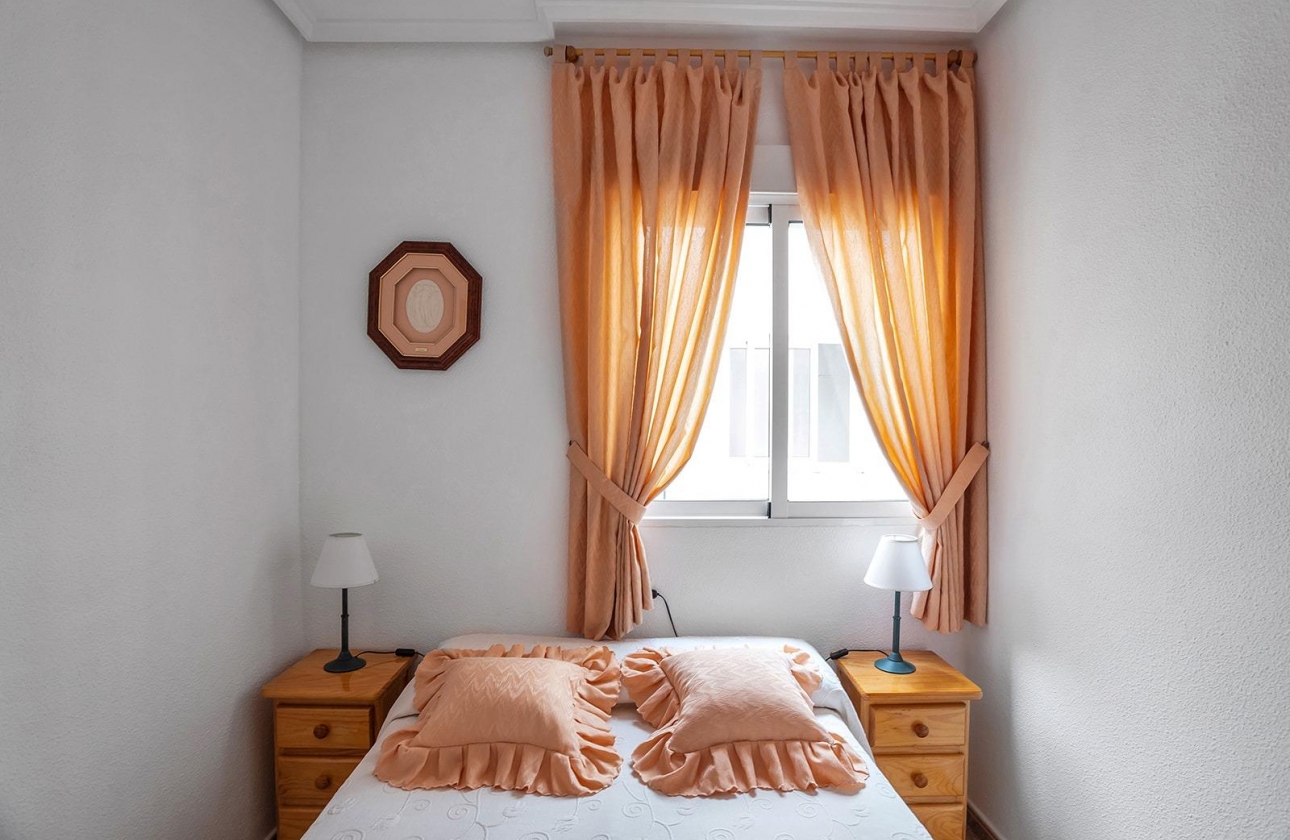 Reventa - Apartment - Torrevieja - Estacion de autobuses
