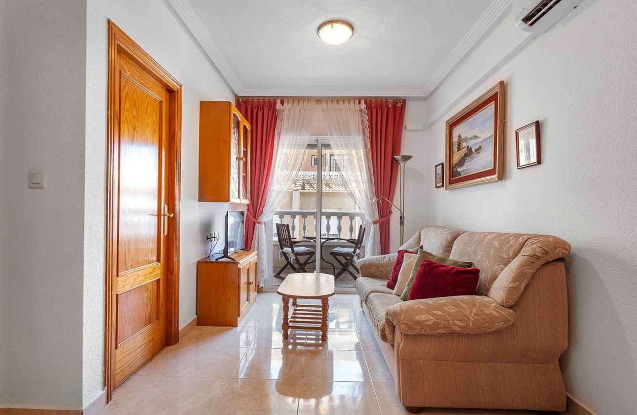Reventa - Apartment - Torrevieja - Estacion de autobuses