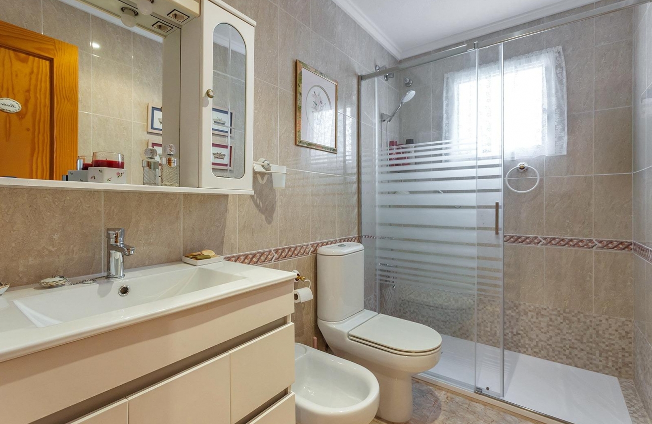 Reventa - Apartment - Torrevieja - Estacion de autobuses
