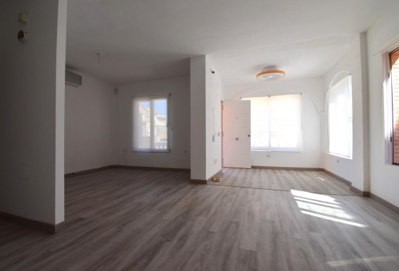 Resale - Villa - Orihuela Costa - Playa Flamenca