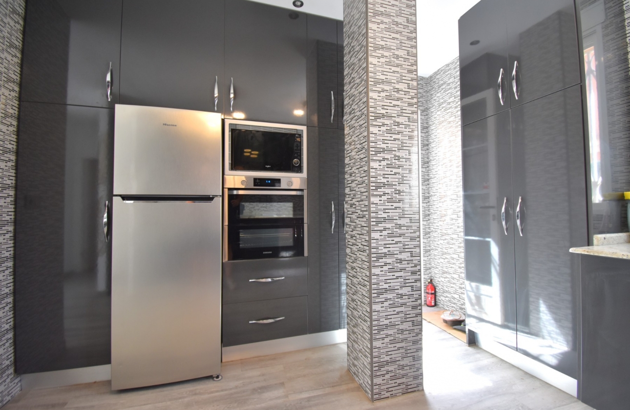 Resale - Villa - Orihuela Costa - Playa Flamenca