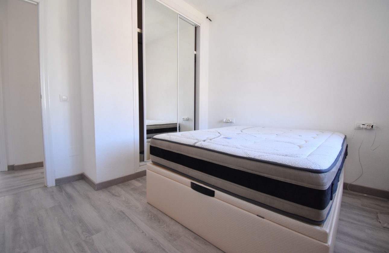 Resale - Villa - Orihuela Costa - Playa Flamenca