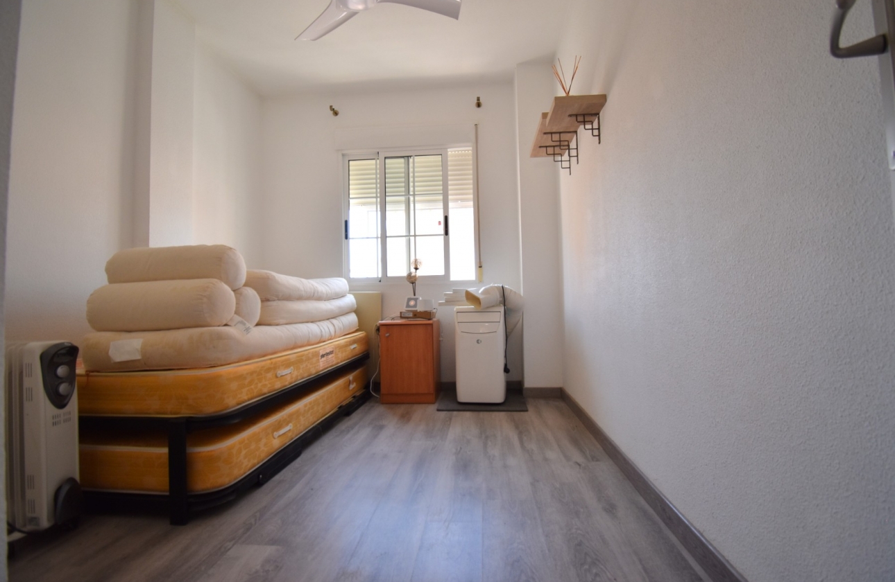 Resale - Villa - Orihuela Costa - Playa Flamenca