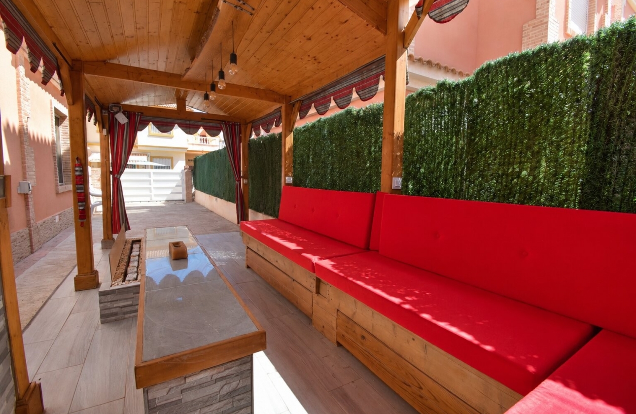 Resale - Villa - Orihuela Costa - Playa Flamenca