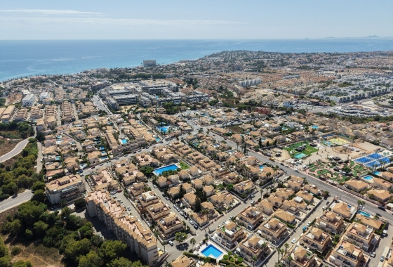 Resale - Villa - Orihuela Costa - Playa Flamenca
