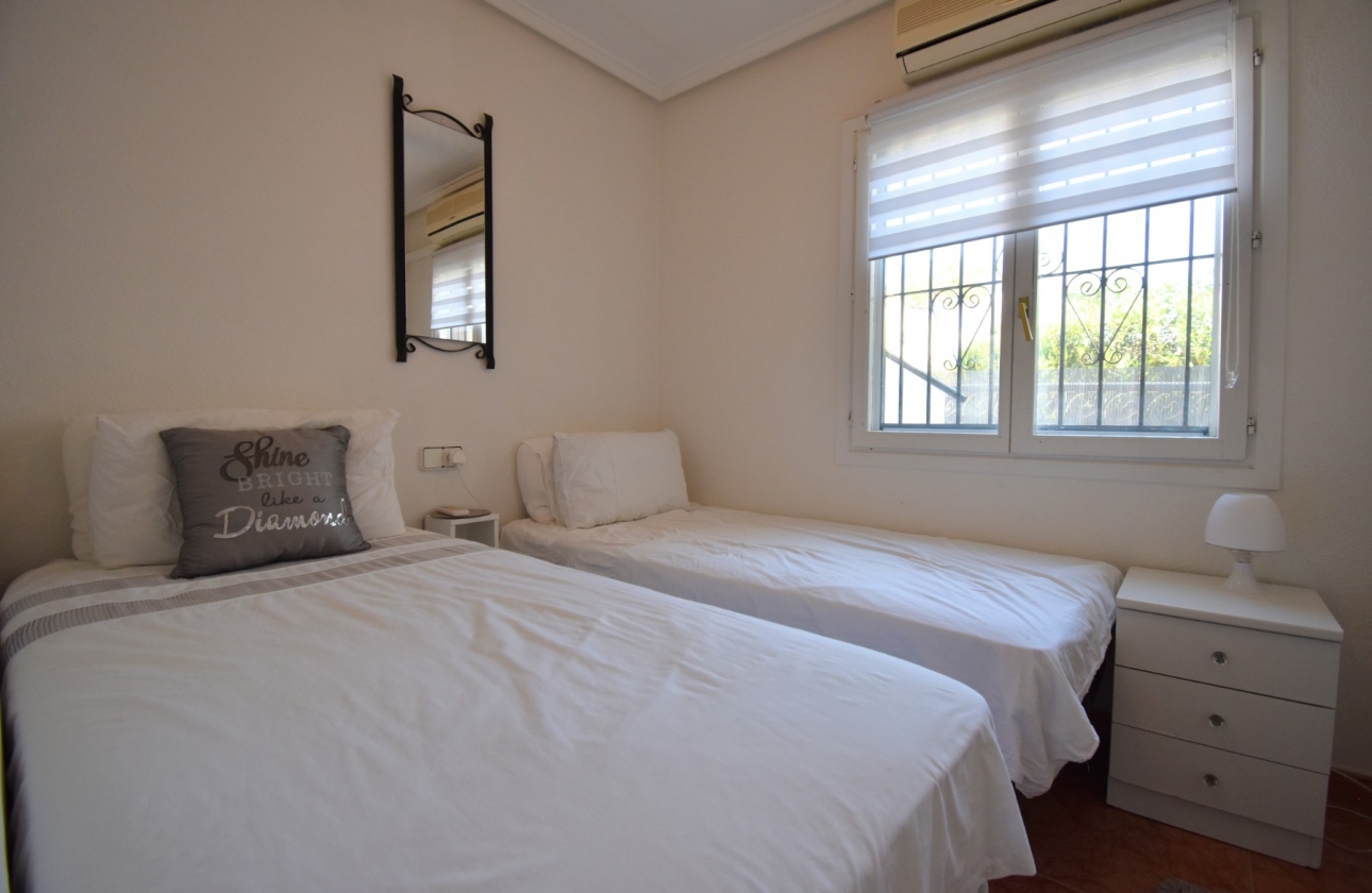 Resale - Quad - Orihuela Costa - Playa Flamenca