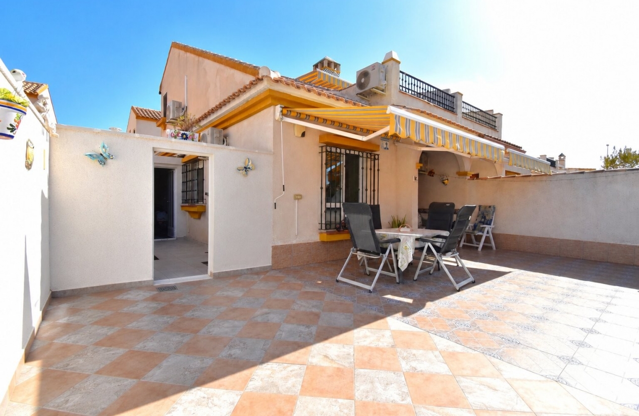 Resale - Semi-detached - Orihuela Costa - La Zenia