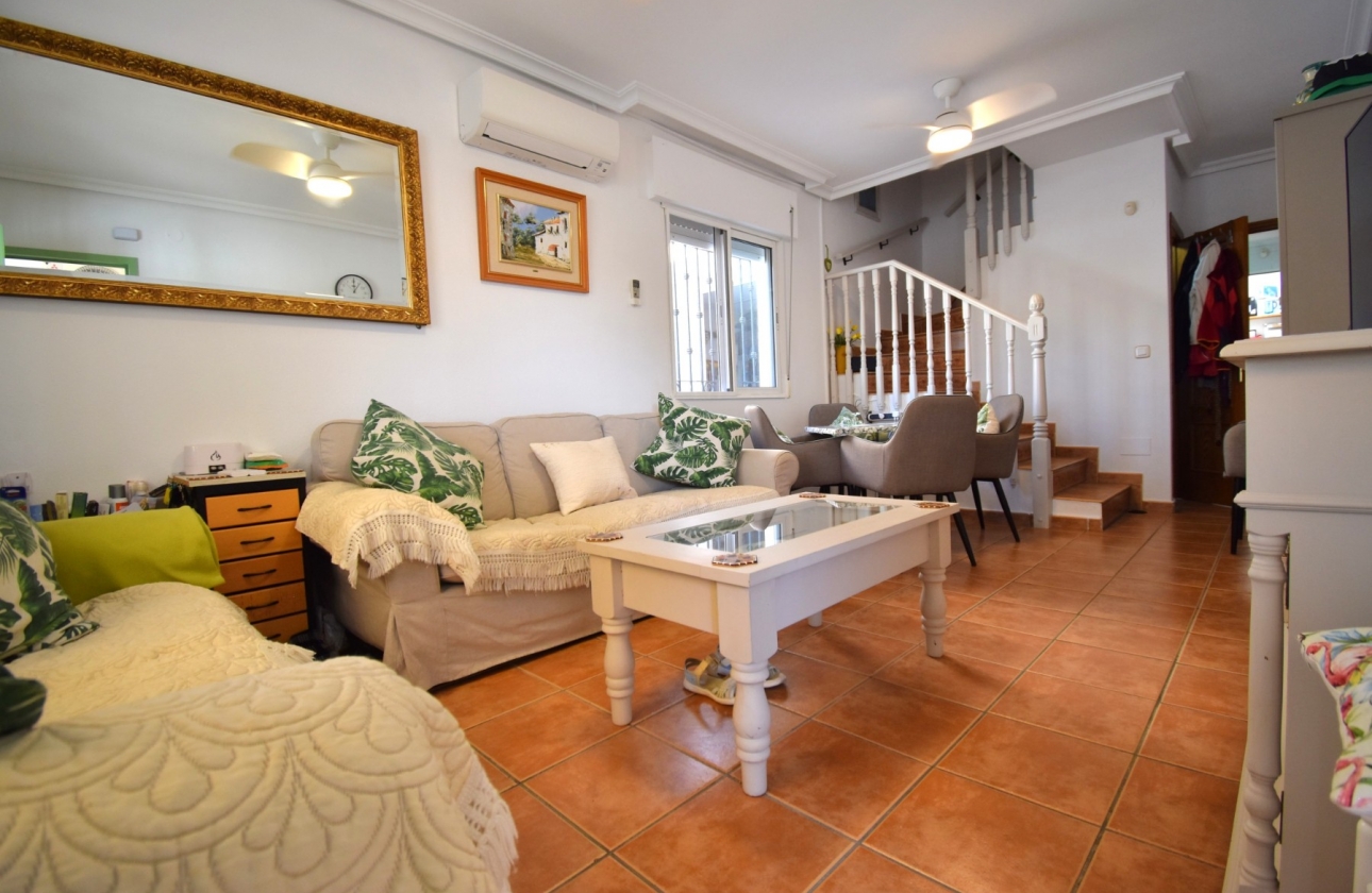 Resale - Semi-detached - Orihuela Costa - La Zenia