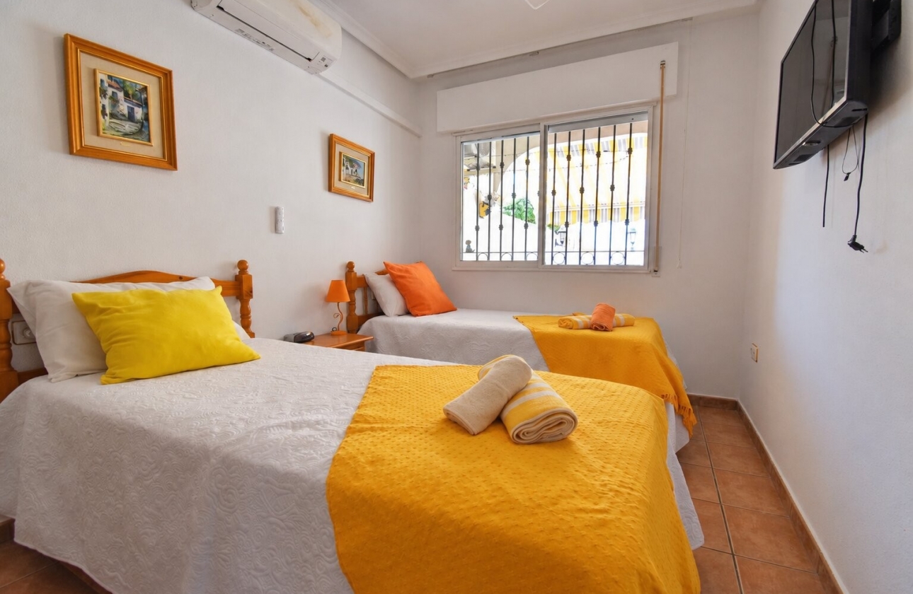 Resale - Semi-detached - Orihuela Costa - La Zenia