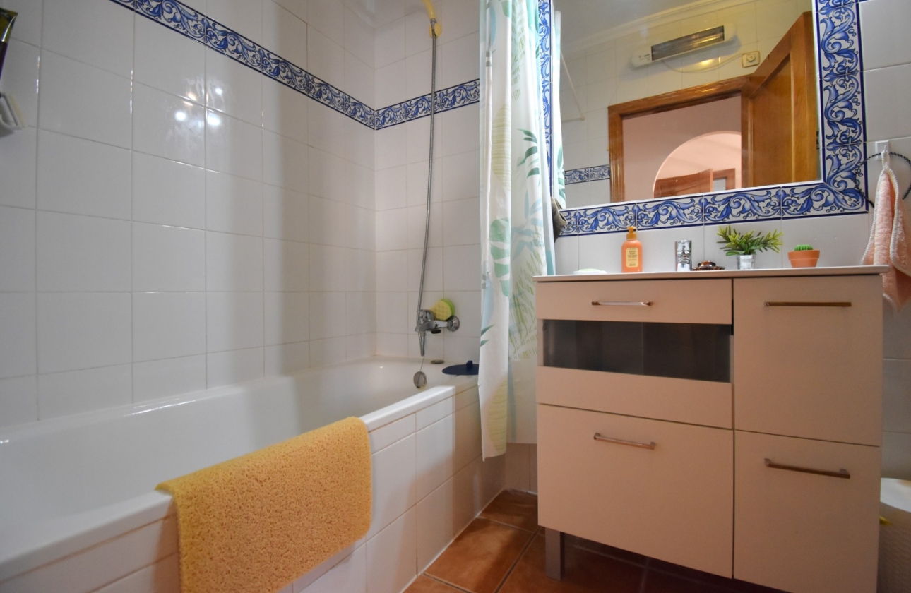Resale - Semi-detached - Orihuela Costa - La Zenia