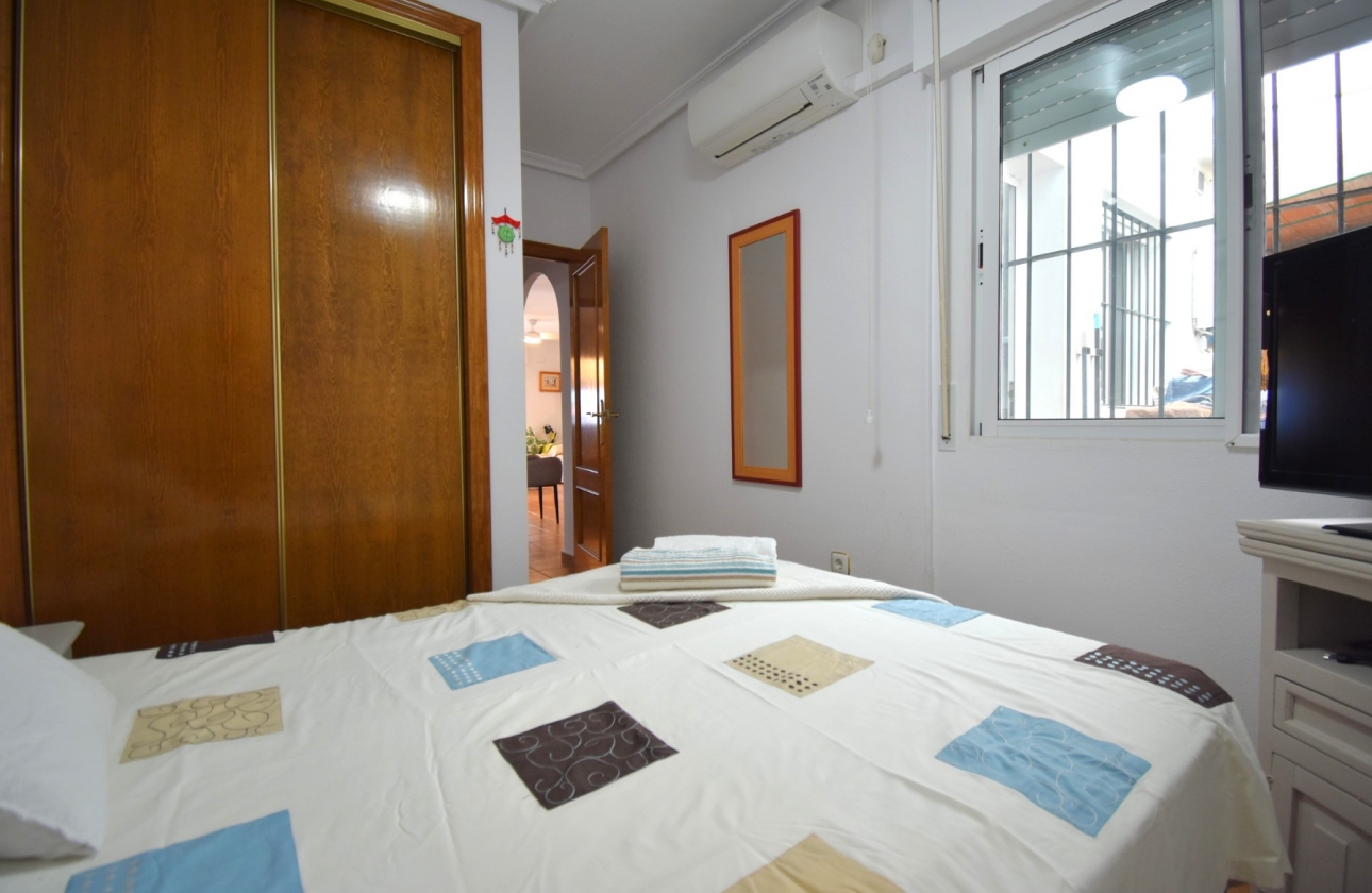 Resale - Semi-detached - Orihuela Costa - La Zenia