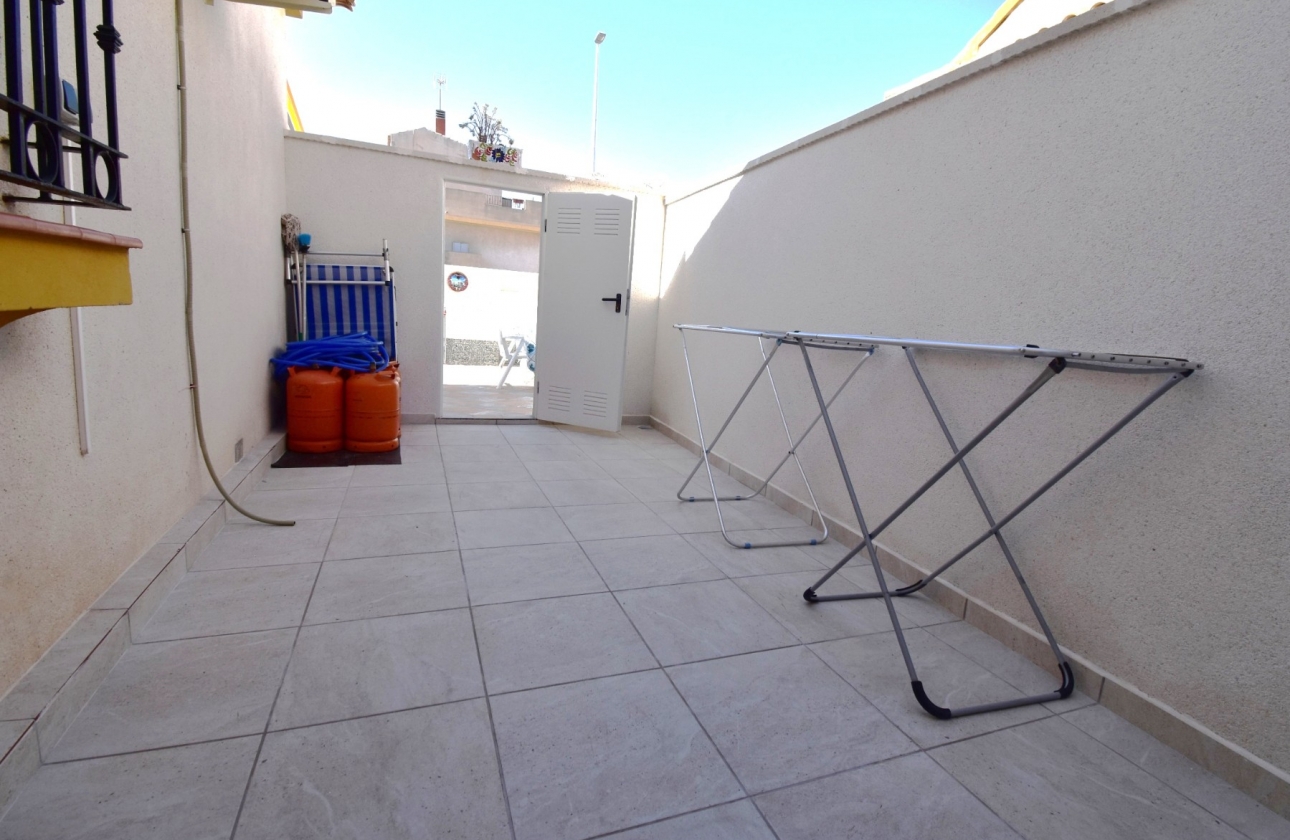 Resale - Semi-detached - Orihuela Costa - La Zenia