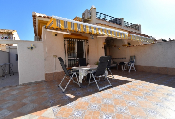 Resale - Semi-detached - Orihuela Costa - La Zenia