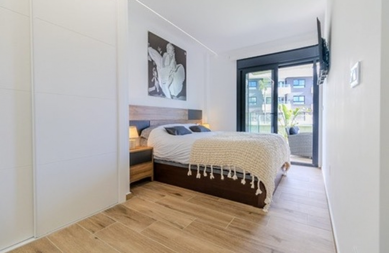 Resale - Apartment - Orihuela Costa - Las Filipinas