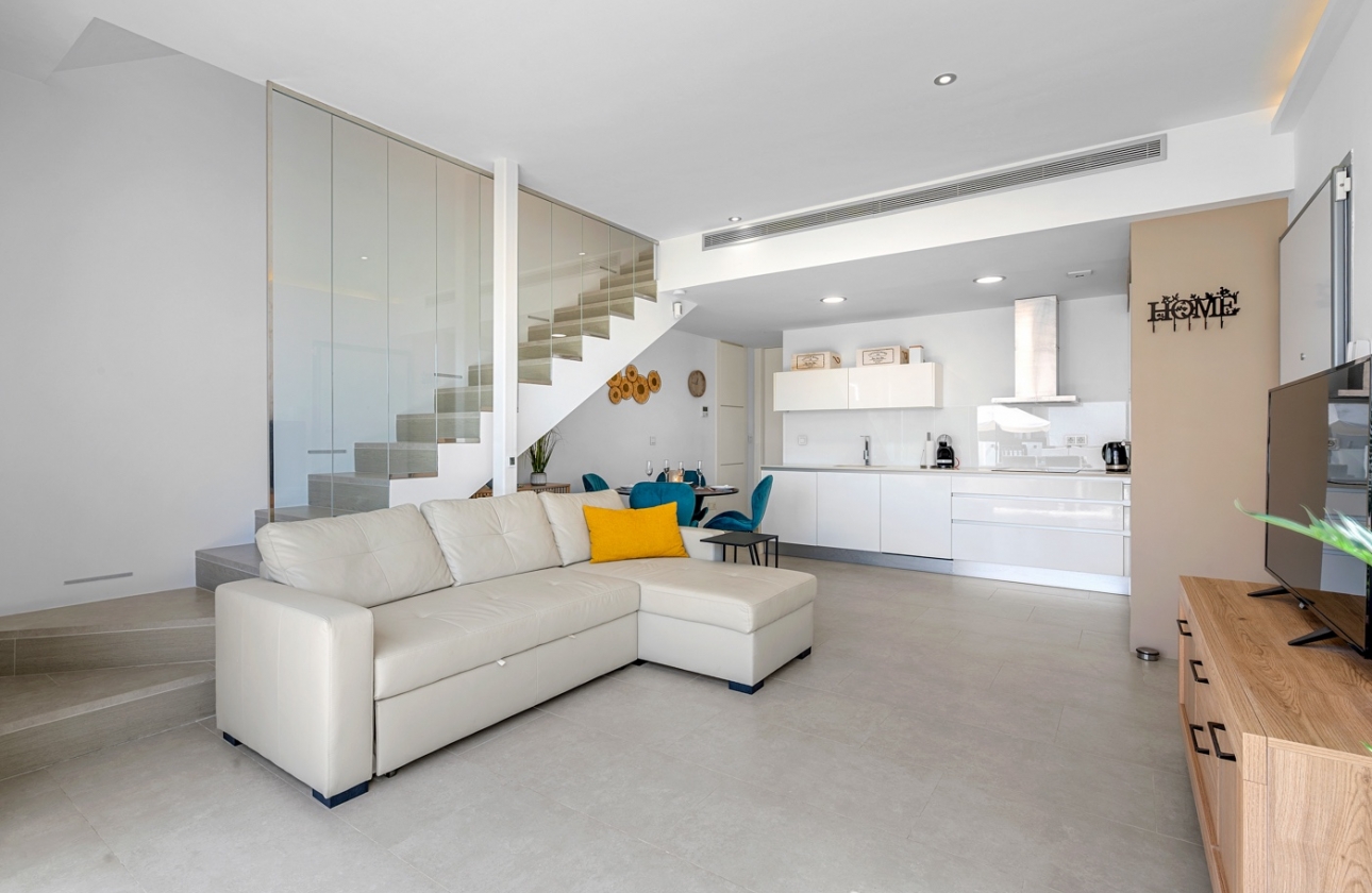Resale - Villa - Orihuela Costa - Villamartín