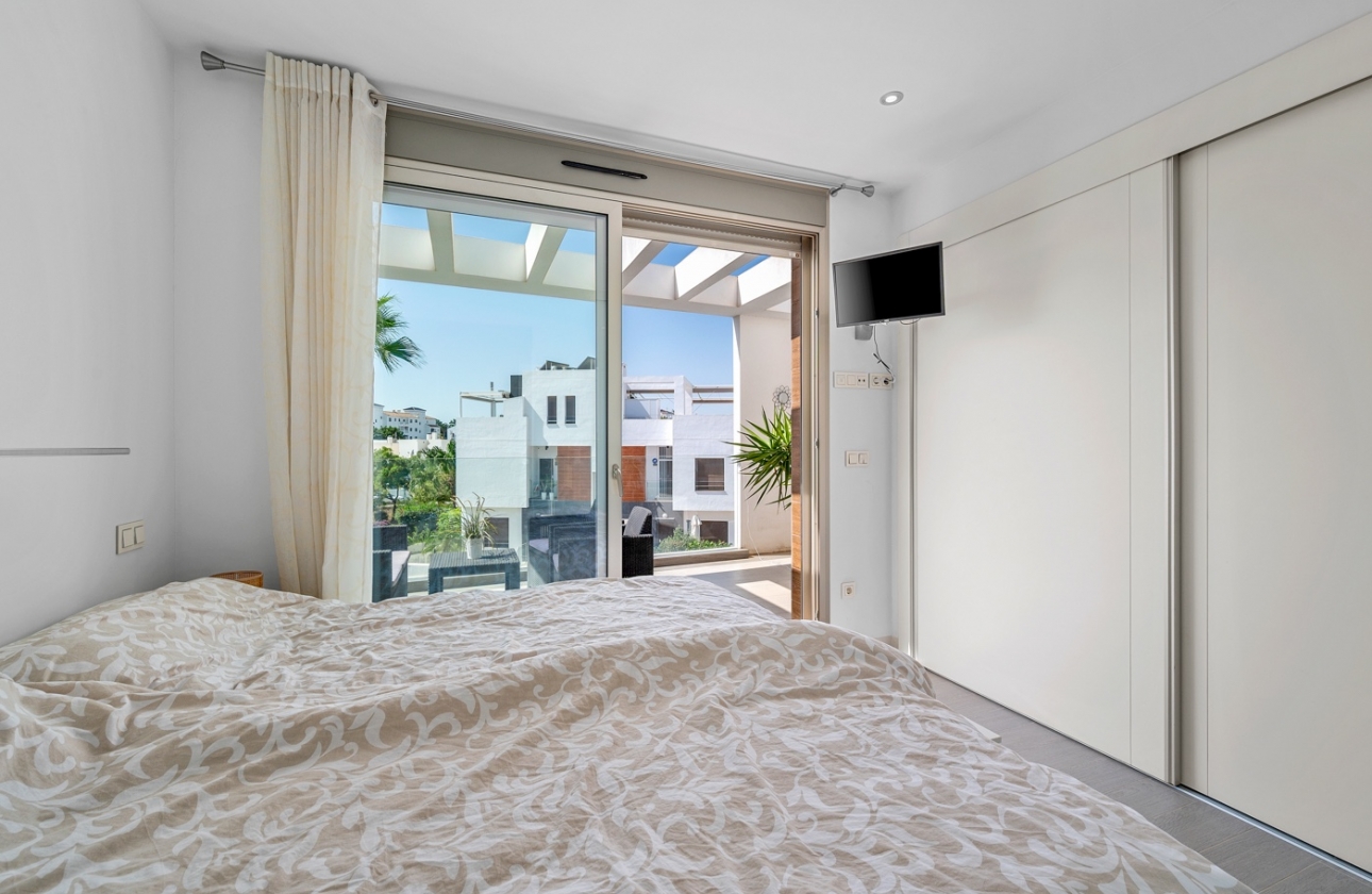 Resale - Villa - Orihuela Costa - Villamartín