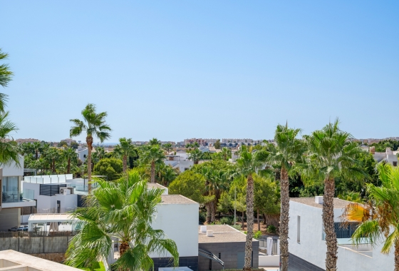 Resale - Villa - Orihuela Costa - Villamartín