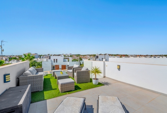 Resale - Villa - Orihuela Costa - Villamartín