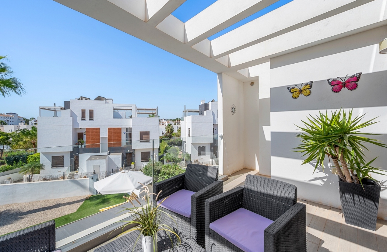 Resale - Villa - Orihuela Costa - Villamartín