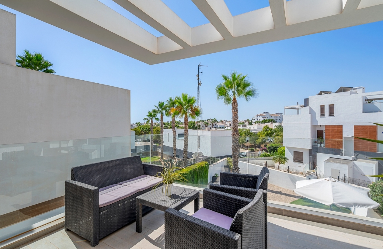 Resale - Villa - Orihuela Costa - Villamartín