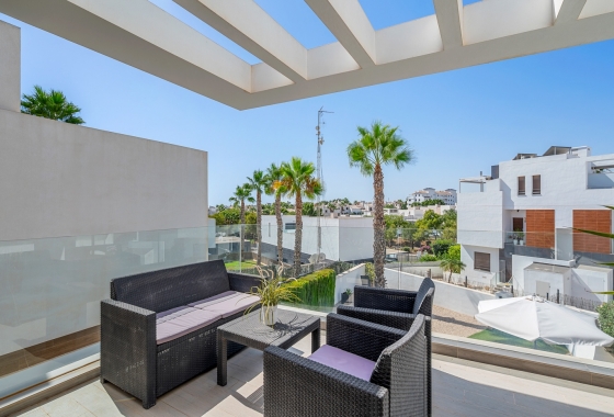Resale - Villa - Orihuela Costa - Villamartín