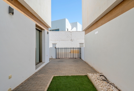 Resale - Villa - Orihuela Costa - Villamartín