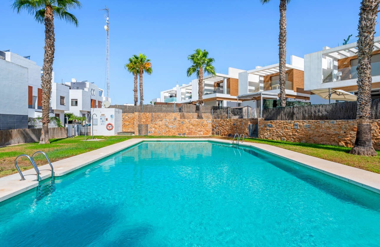 Resale - Villa - Orihuela Costa - Villamartín