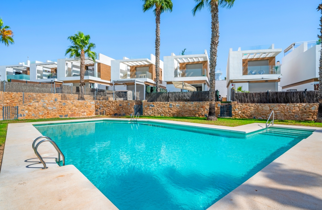 Resale - Villa - Orihuela Costa - Villamartín